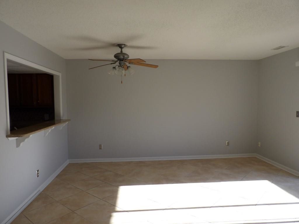 951 Plantation Dr. Photo 10