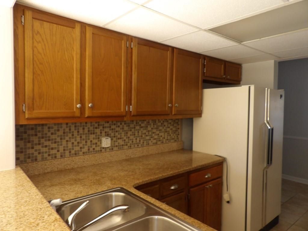 951 Plantation Dr. Photo 8