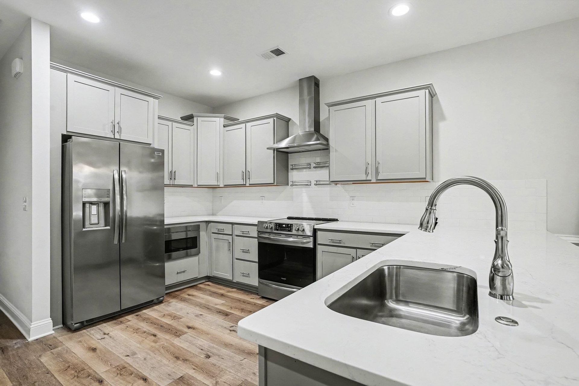 129 Litchfield Landing Photo 6