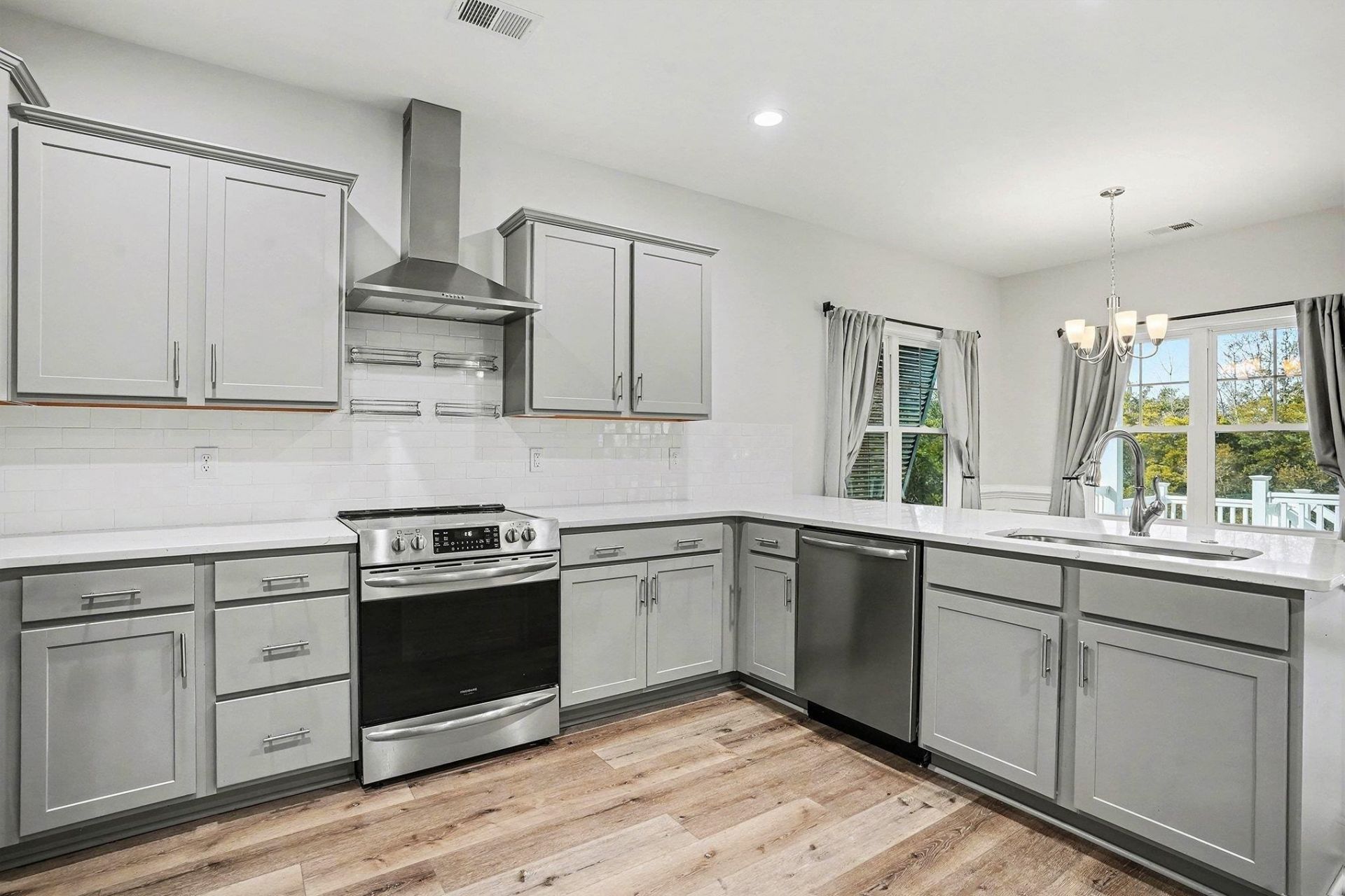 129 Litchfield Landing Photo 7