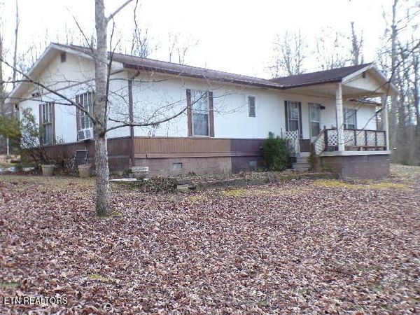 150 Forest Hill Drive, Harriman, TN 37748