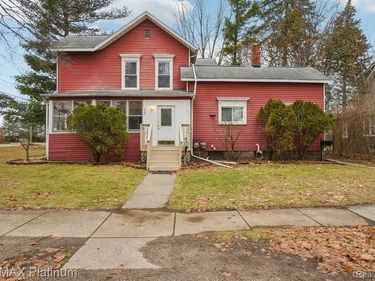 522 Fleming Street, Howell, MI 48843
