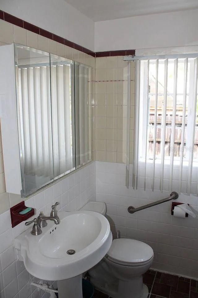 1005 16th Street N, Saint Petersburg, FL 33705 Photo