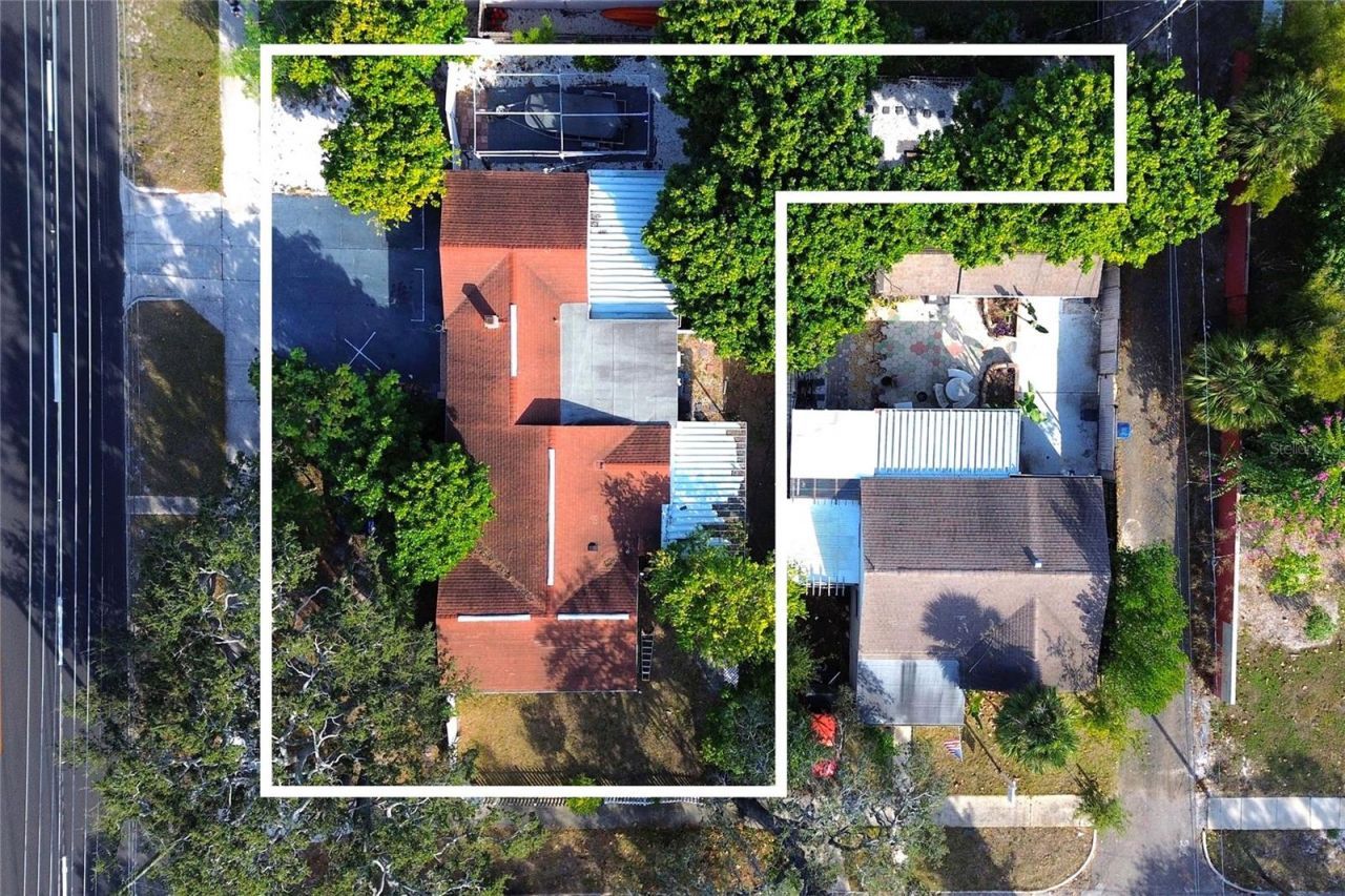 1005 16th Street N, Saint Petersburg, FL 33705 Photo