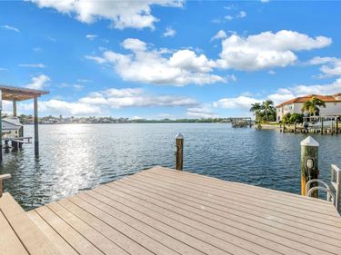 1180 CORDOVA BOULEVARD NE, ST PETERSBURG, FL 33704