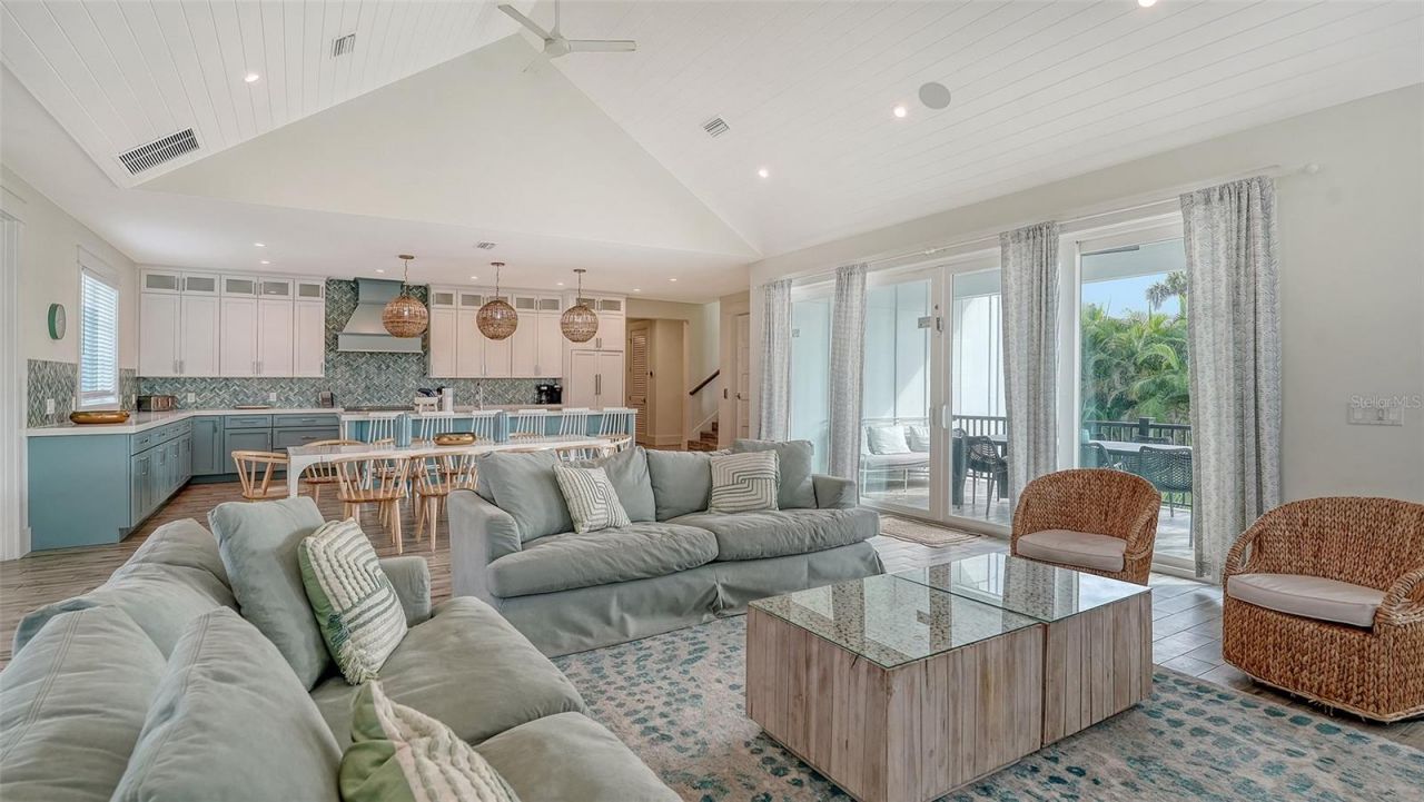 2175 Avenue A, Bradenton Beach, FL 34217 Photo