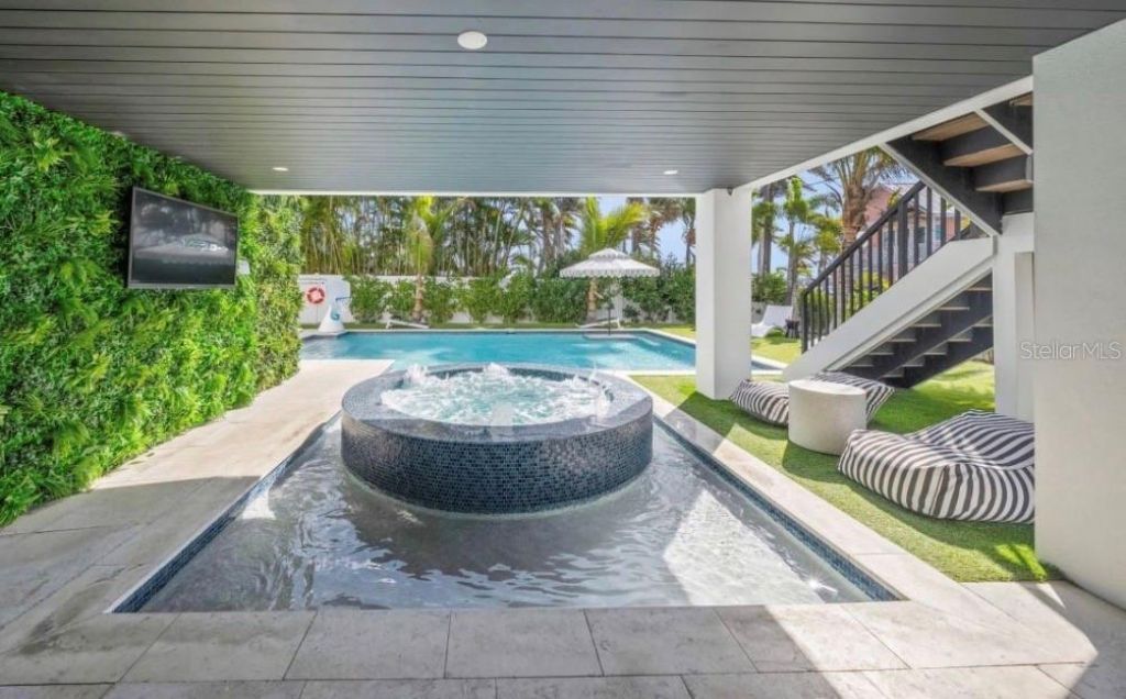2175 Avenue A, Bradenton Beach, FL 34217 Photo