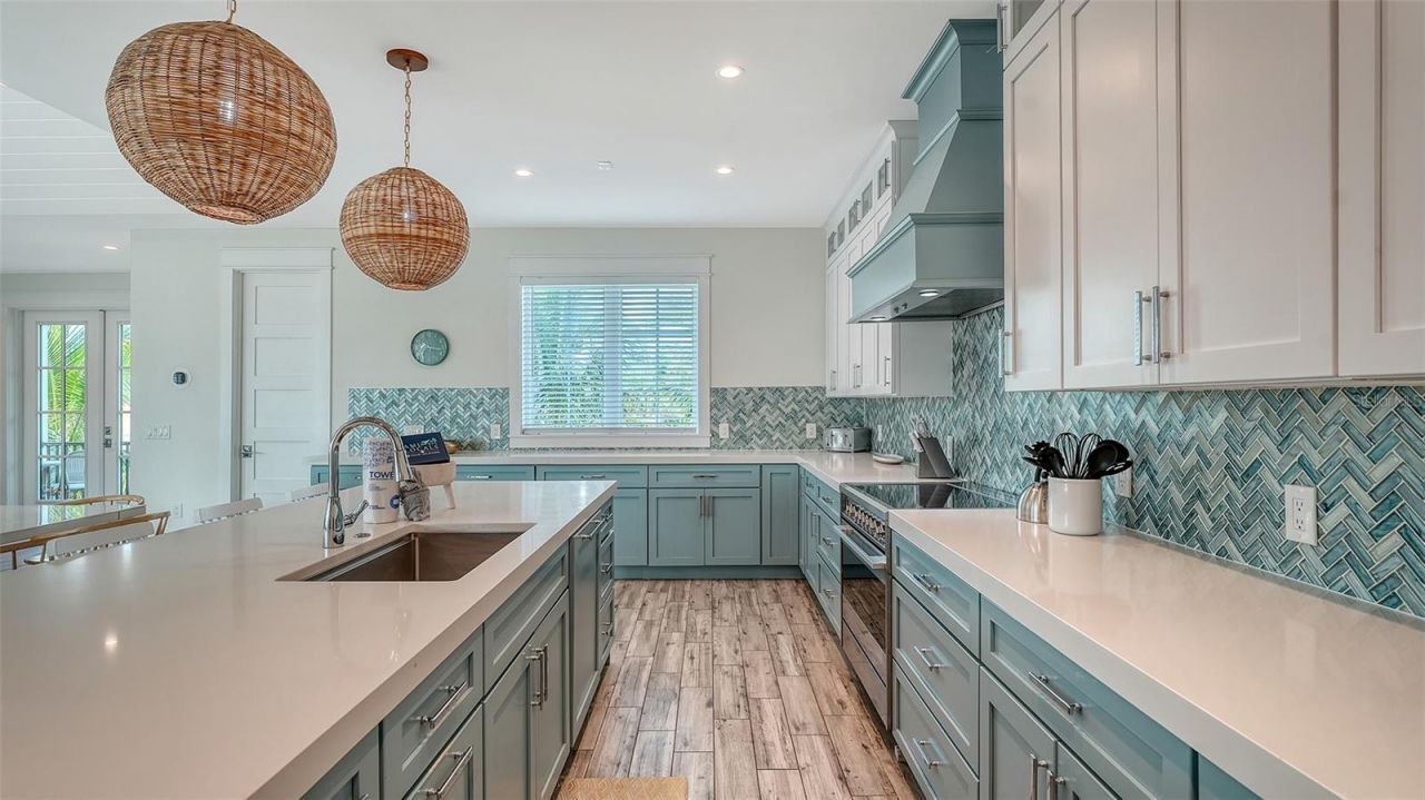 2175 Avenue A, Bradenton Beach, FL 34217 Photo