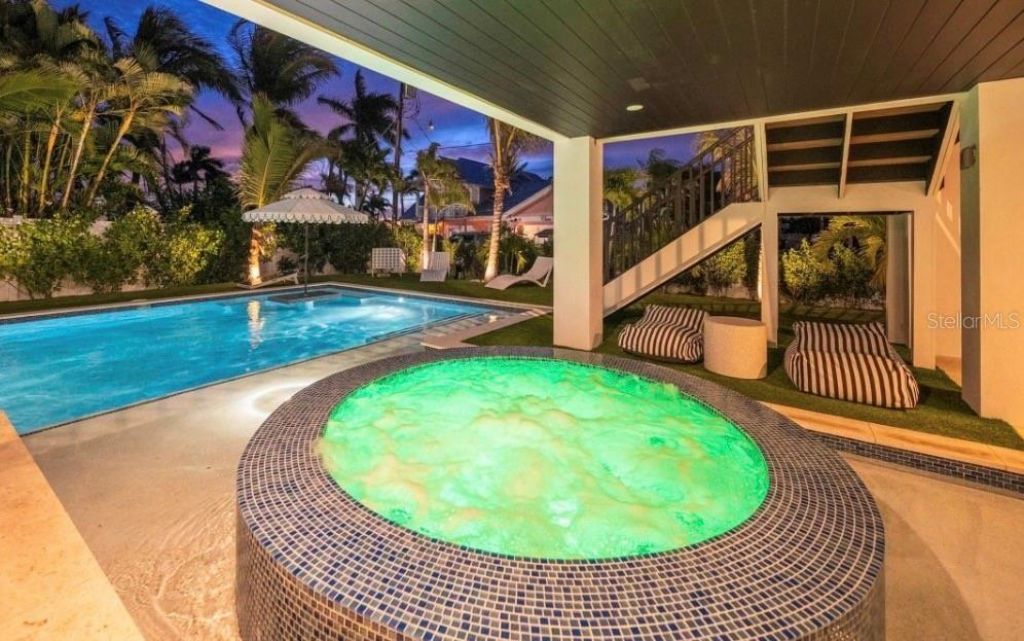 2175 Avenue A, Bradenton Beach, FL 34217 Photo