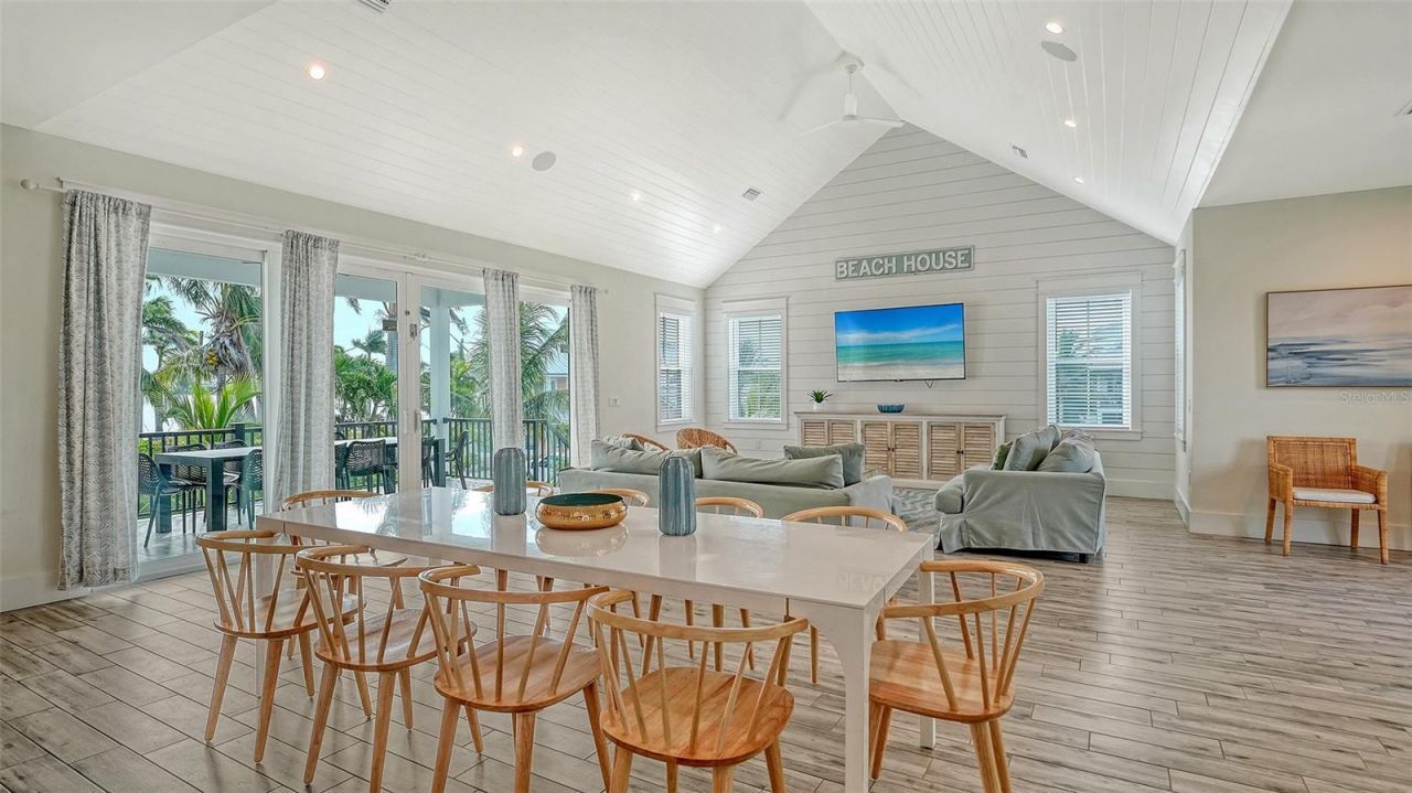 2175 Avenue A, Bradenton Beach, FL 34217 Photo