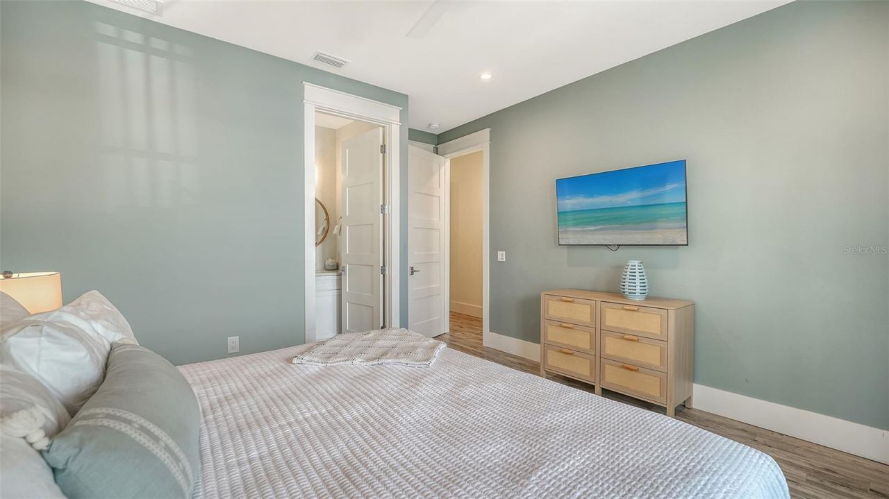 2175 Avenue A, Bradenton Beach, FL 34217 Photo