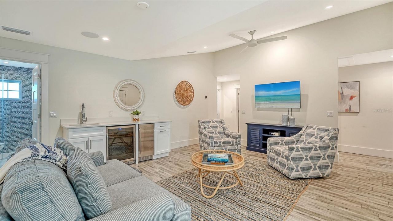 2175 Avenue A, Bradenton Beach, FL 34217 Photo