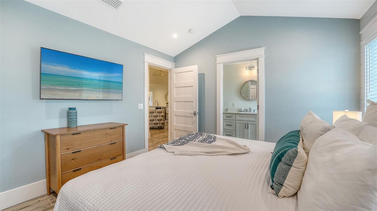 2175 Avenue A, Bradenton Beach, FL 34217 Photo