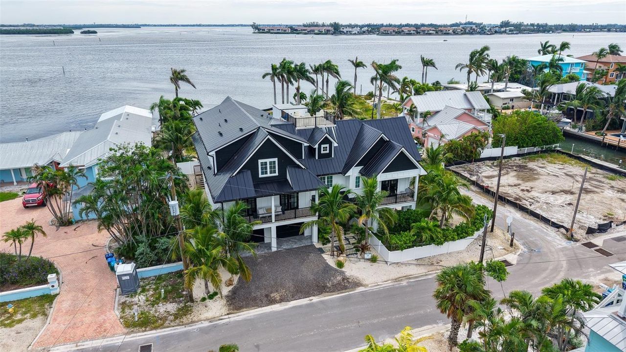 2175 Avenue A, Bradenton Beach, FL 34217 Photo