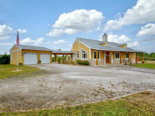 194 LEISURE LANE, VENUS, FL 33960