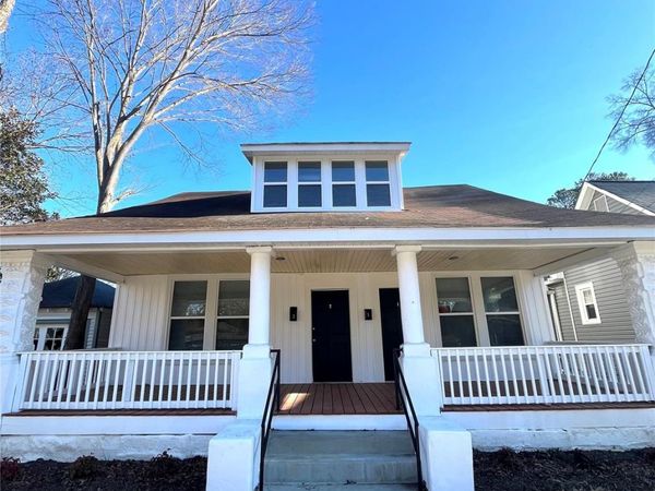 711 S Jackson Street, Unit 102, Salisbury, NC 28144