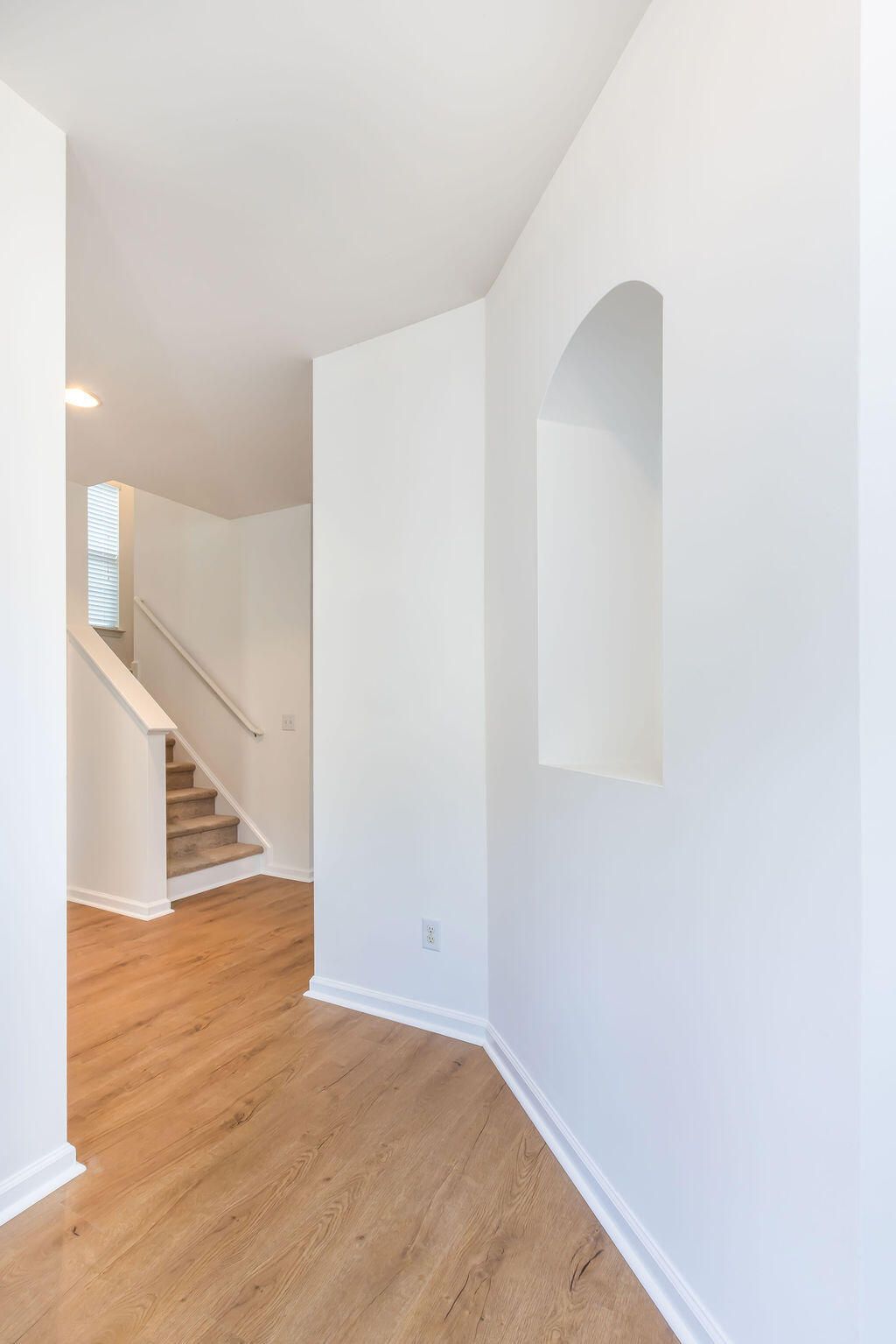 1749 Towne Street Photo 11