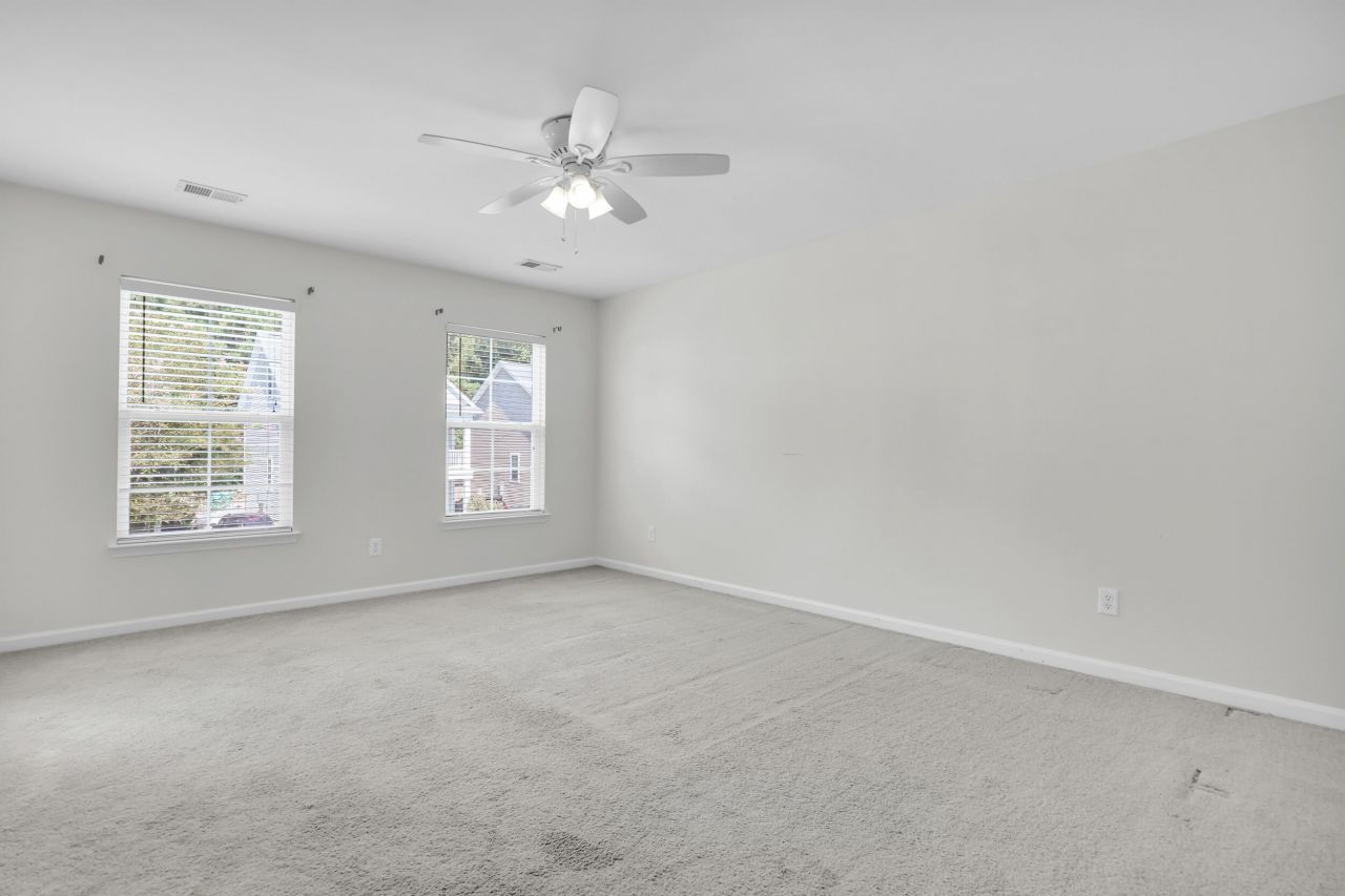 1749 Towne Street Photo 20