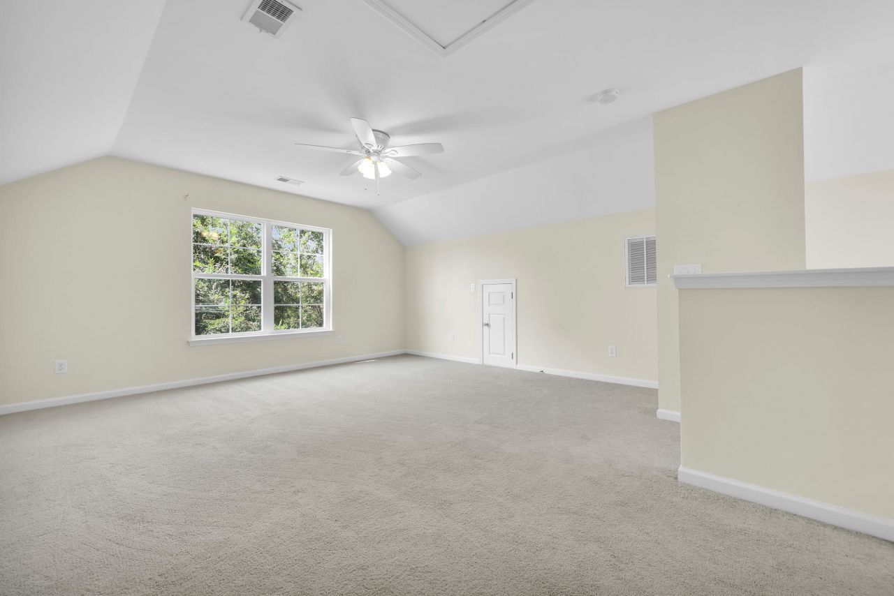 1749 Towne Street Photo 33