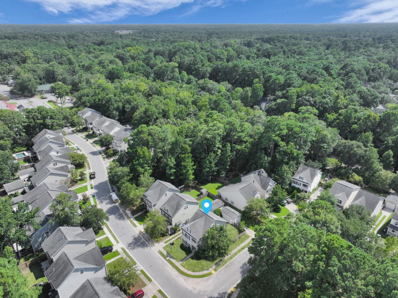 1749 Towne Street Photo 4