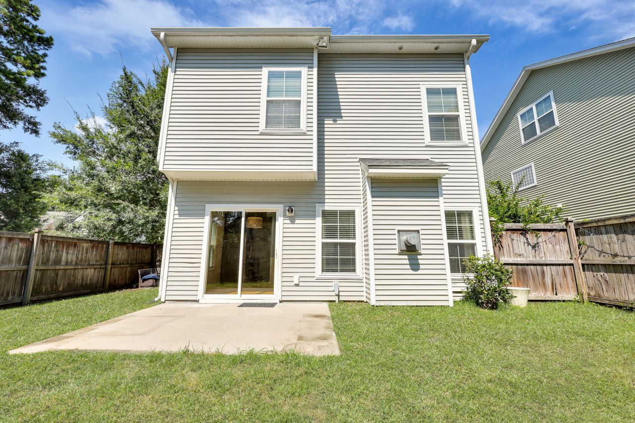 1749 Towne Street Photo 40