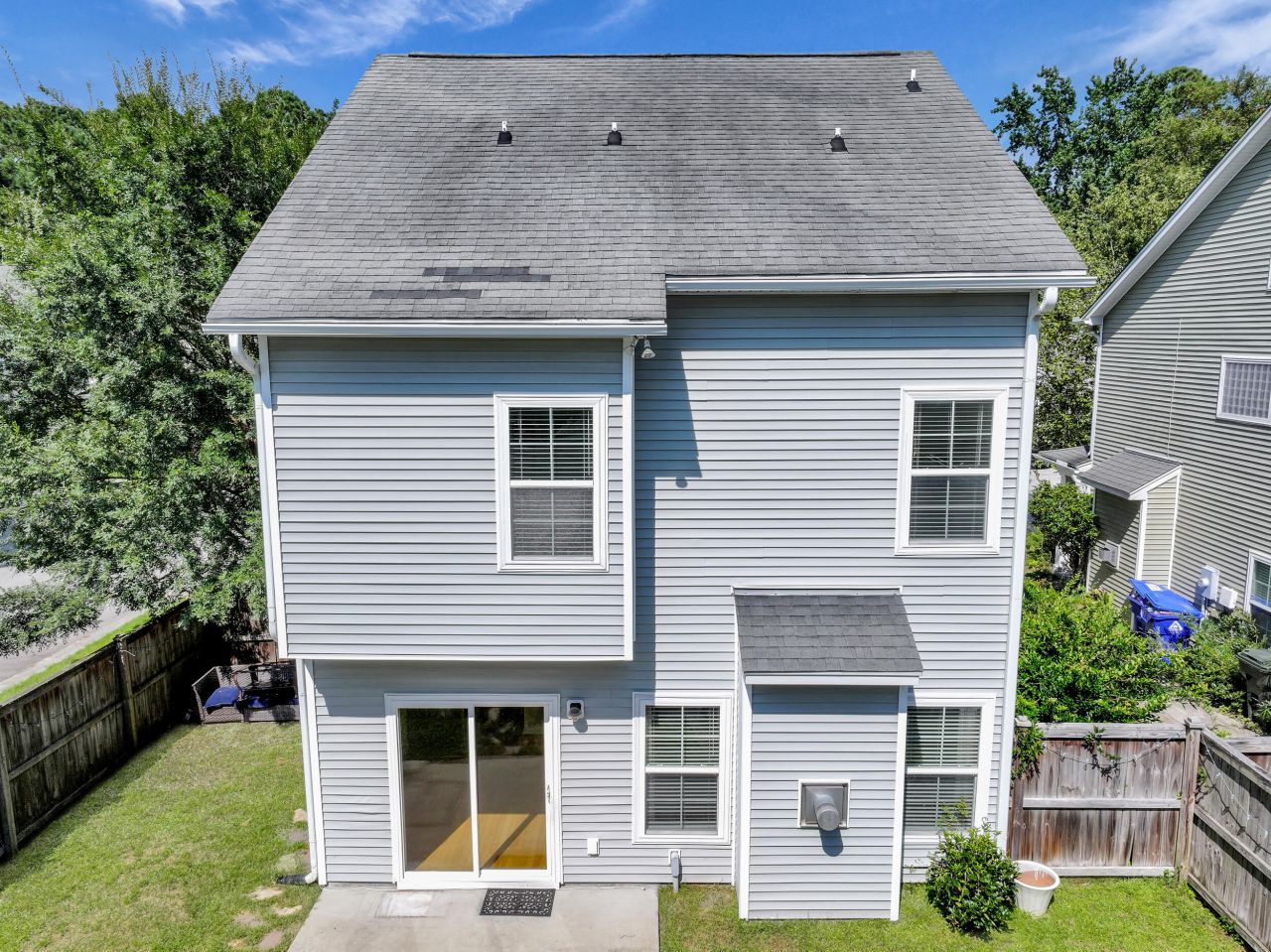 1749 Towne Street Photo 45