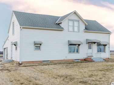 820 North Oakland Avenue, Oakland, NE 68045