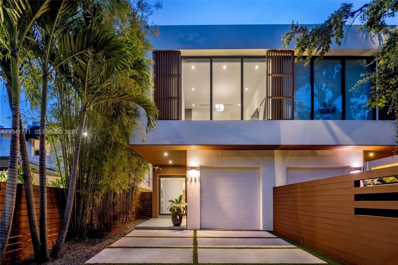 3222 Matilda St, Unit 3222, Miami, FL 33133 Photo