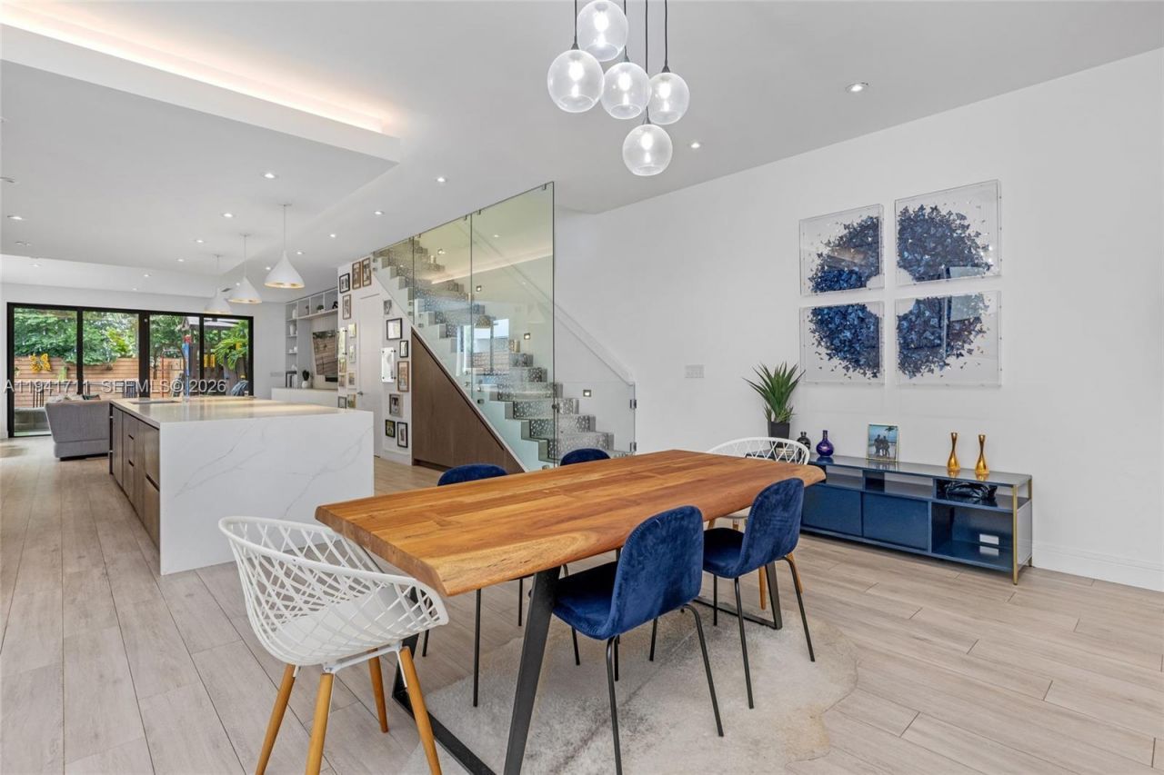 3222 Matilda St, Unit 3222, Miami, FL 33133 Photo