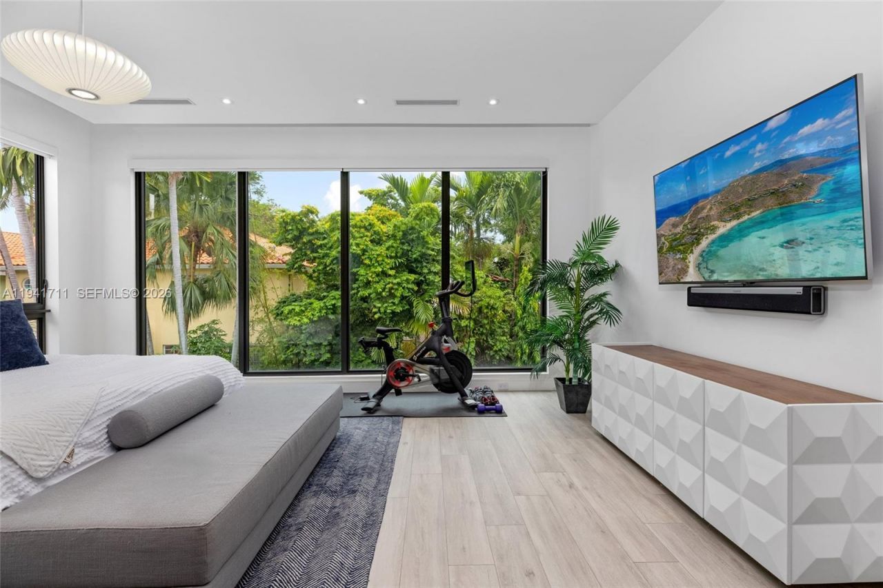 3222 Matilda St, Unit 3222, Miami, FL 33133 Photo