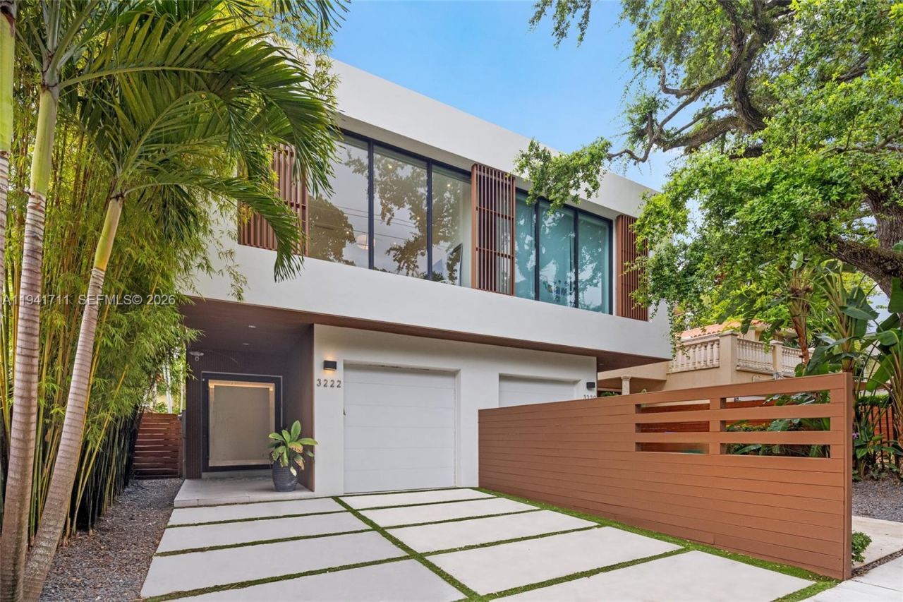 3222 Matilda St, Unit 3222, Miami, FL 33133 Photo