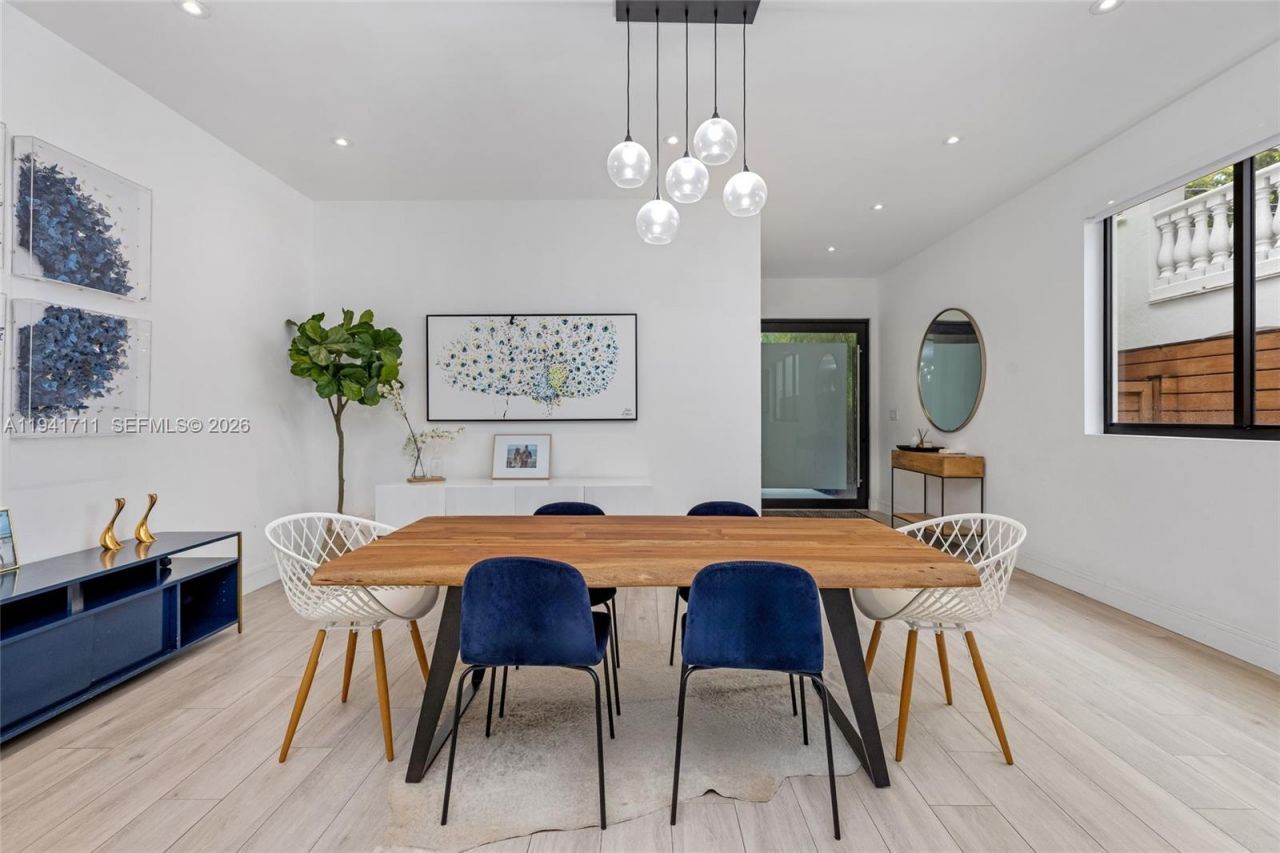 3222 Matilda St, Unit 3222, Miami, FL 33133 Photo