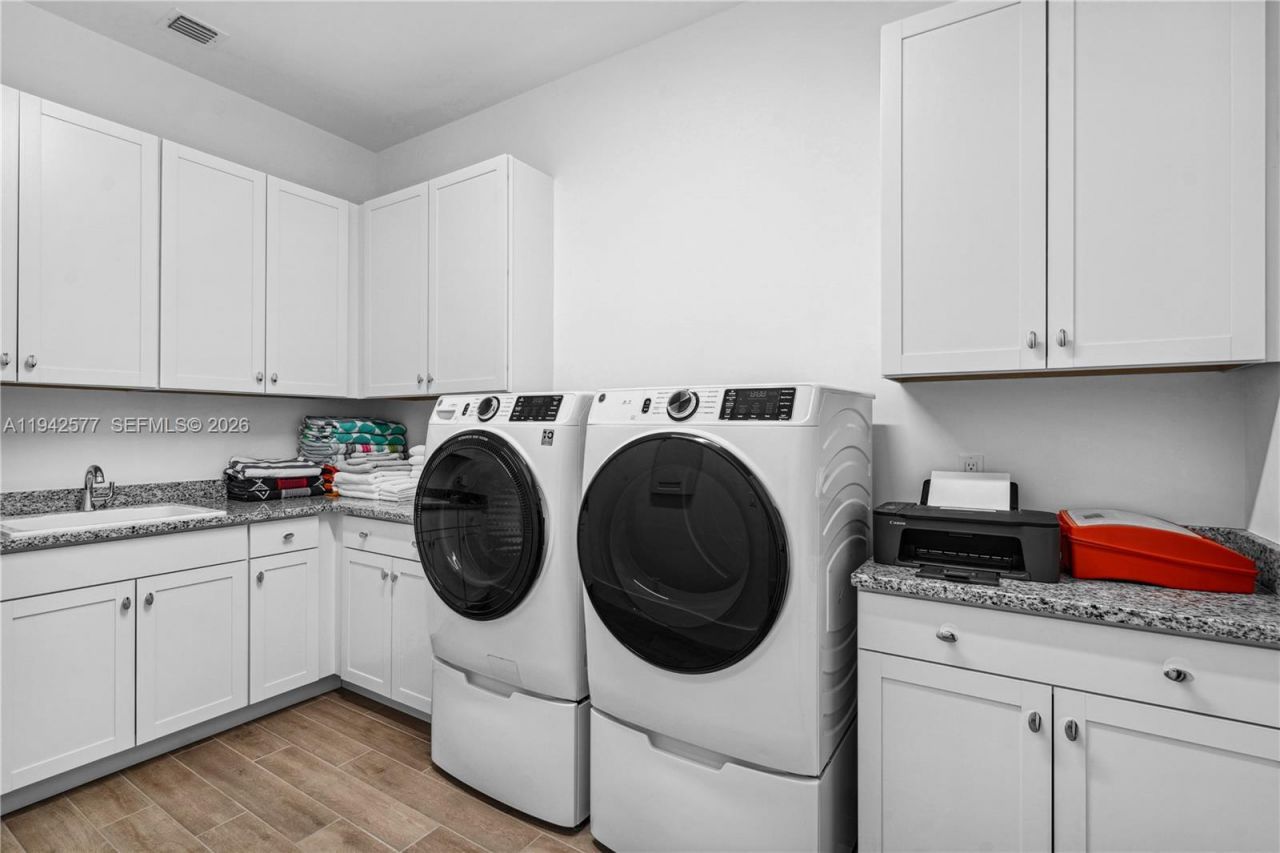 9281 Coral Isles Cir , Palm Beach Gardens, FL 33412 Photo