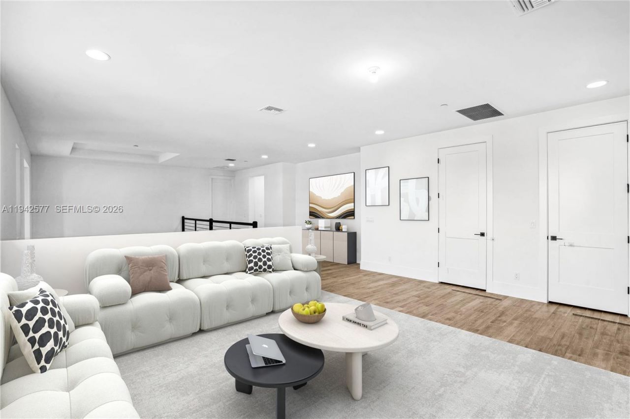 9281 Coral Isles Cir , Palm Beach Gardens, FL 33412 Photo