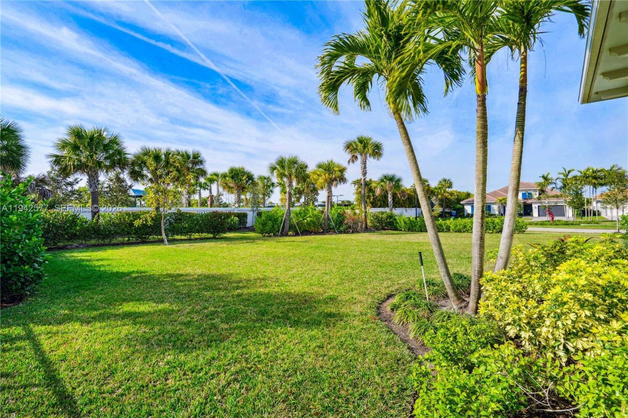 9281 Coral Isles Cir , Palm Beach Gardens, FL 33412 Photo