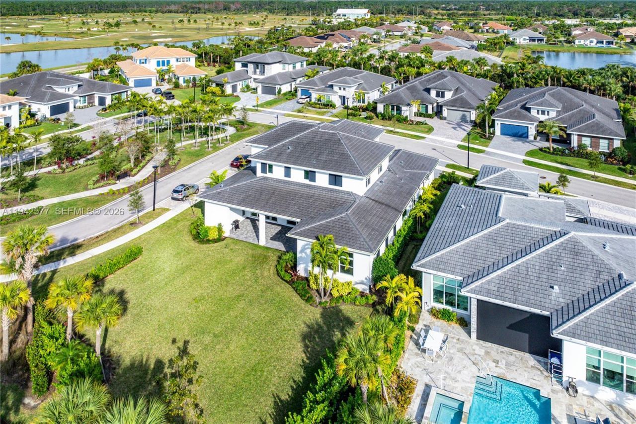 9281 Coral Isles Cir , Palm Beach Gardens, FL 33412 Photo