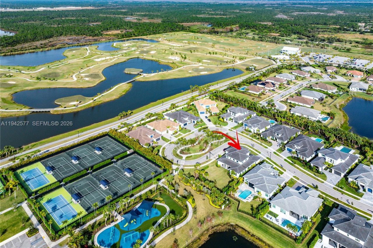 9281 Coral Isles Cir , Palm Beach Gardens, FL 33412 Photo