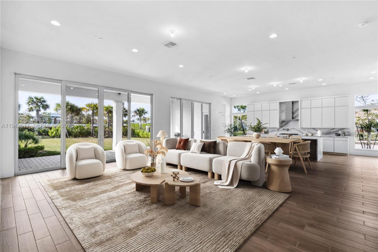 9281 Coral Isles Cir , Palm Beach Gardens, FL 33412 Photo