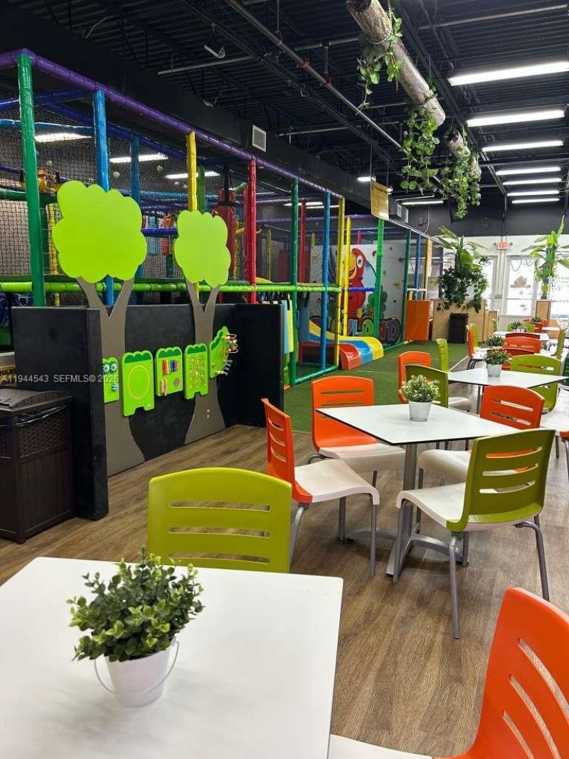 10750 NW 58th St, Unit 10734-36, Doral, FL 33178 Photo