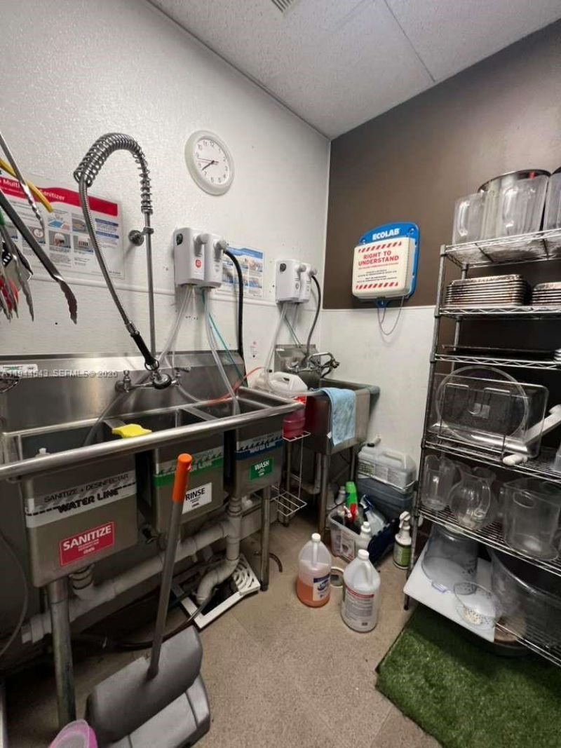 10750 NW 58th St, Unit 10734-36, Doral, FL 33178 Photo