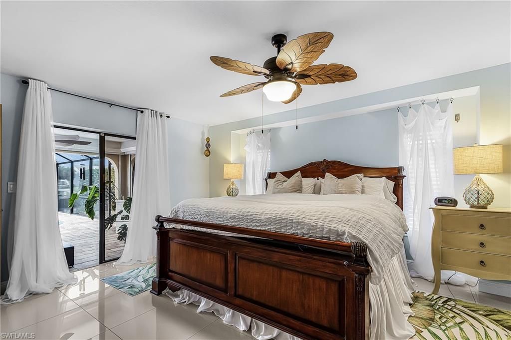 1102 SE 21st Ave, Cape Coral, FL 33990 Photo