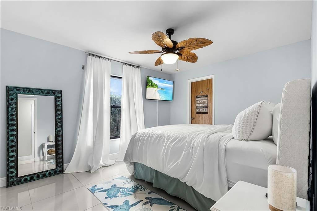 1102 SE 21st Ave, Cape Coral, FL 33990 Photo