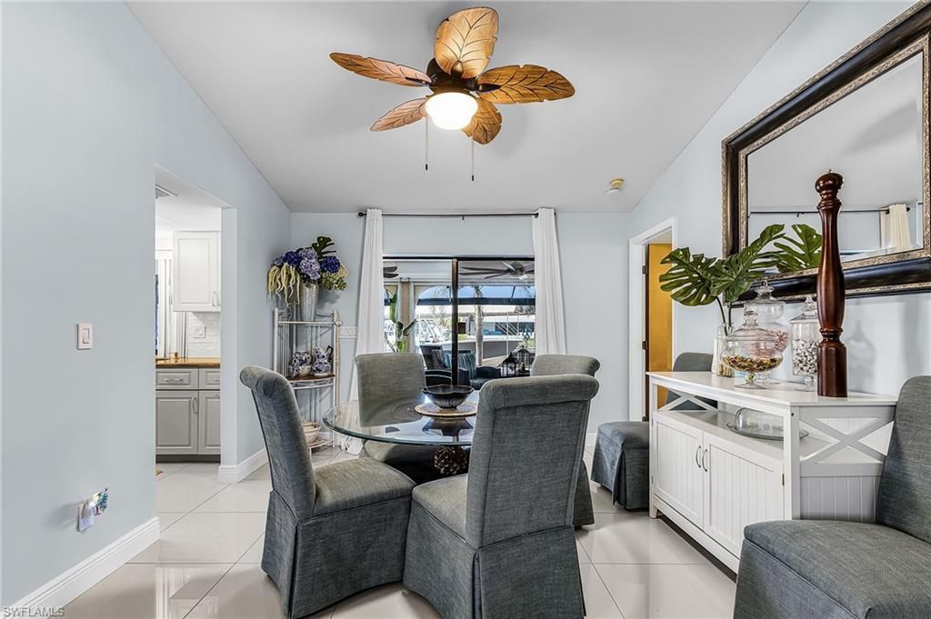 1102 SE 21st Ave, Cape Coral, FL 33990 Photo