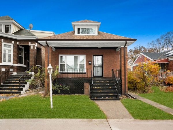 8420 S Carpenter Street, Chicago, IL 60620