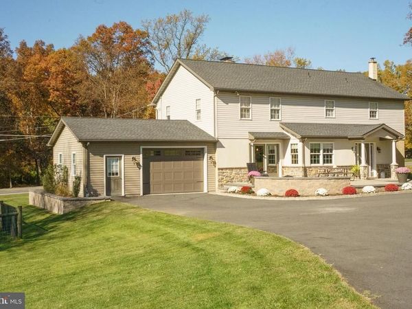 1682 READING ROAD, MOHNTON, PA 19540