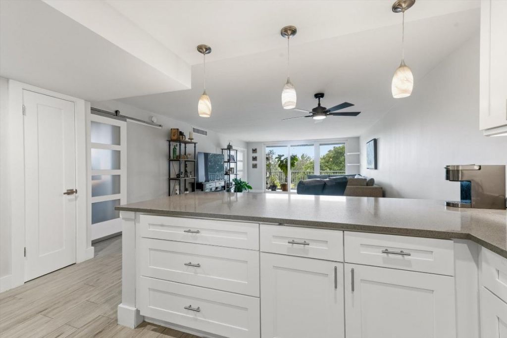 2600 S Course Drive, Unit 610, Pompano Beach, FL 33069 Photo