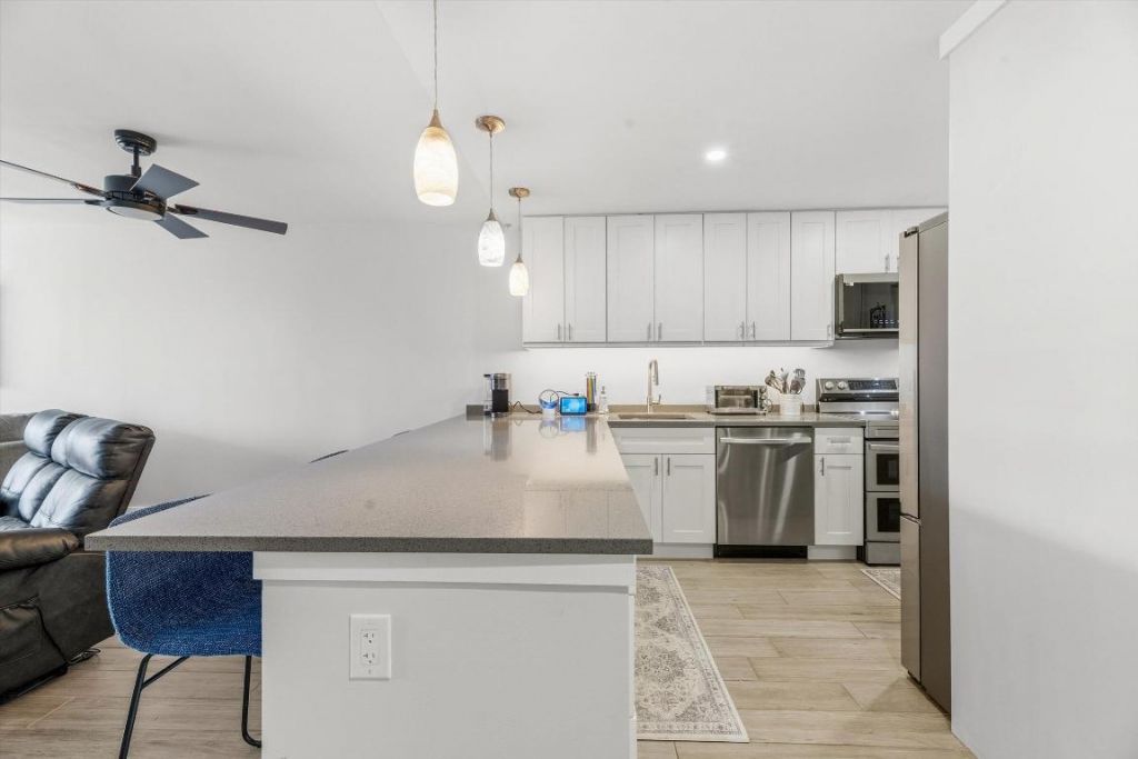 2600 S Course Drive, Unit 610, Pompano Beach, FL 33069 Photo