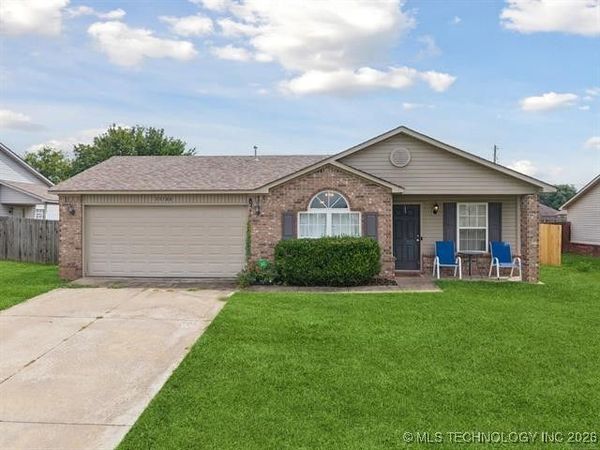 25780 E 90th Place S, Broken Arrow, OK 74014