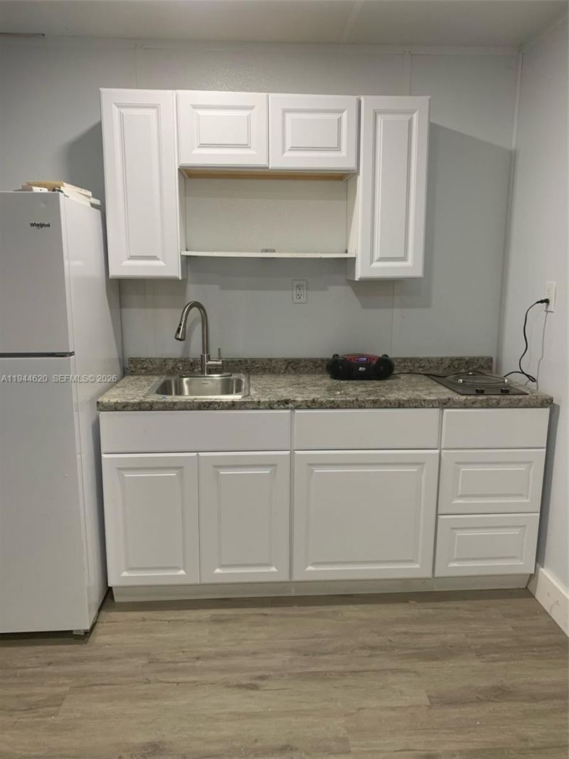 841 N 69th Ave, Hollywood, FL 33024 Photo