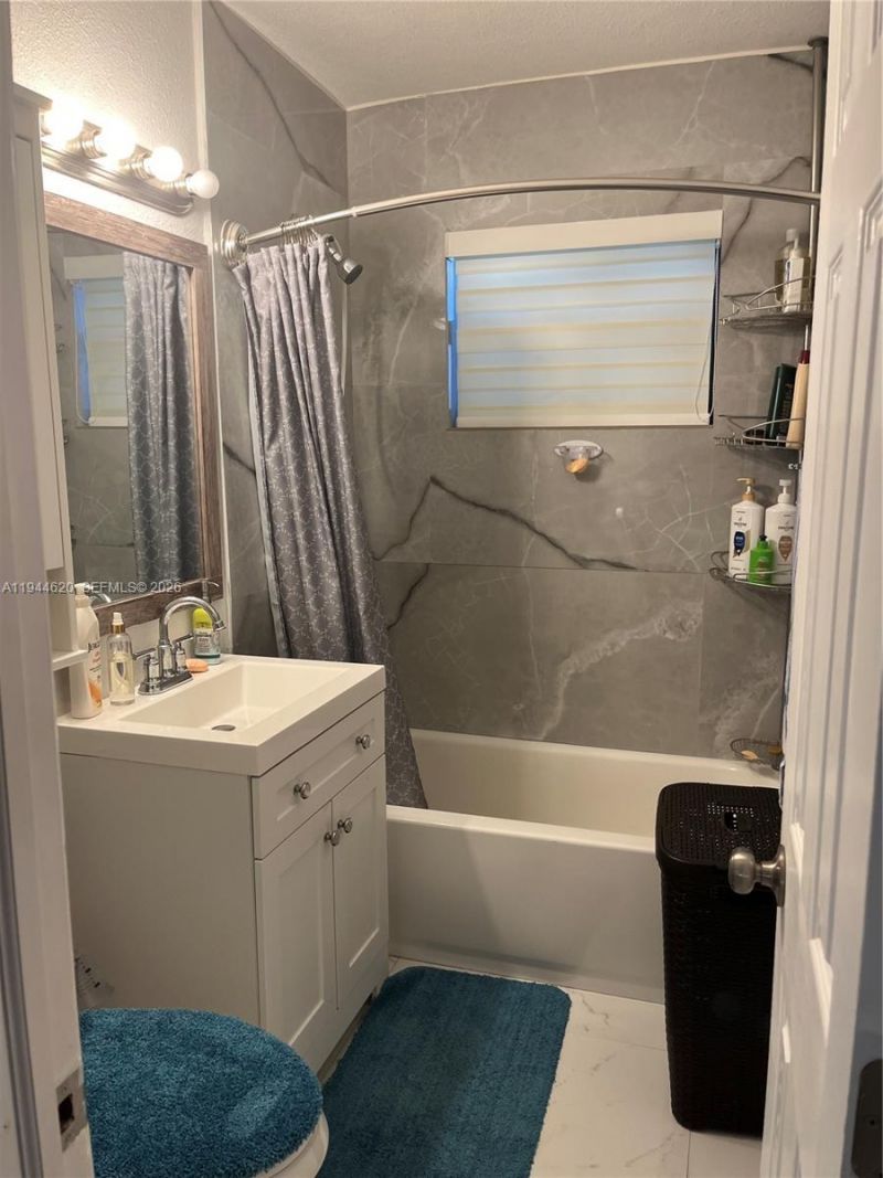 841 N 69th Ave, Hollywood, FL 33024 Photo